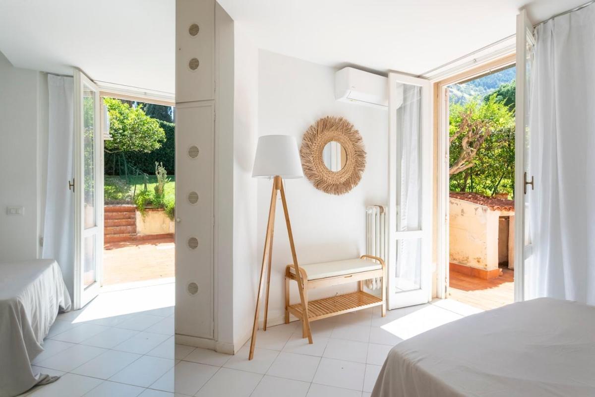 Donna Amalia Villa In Mondello Palermo Esterno foto