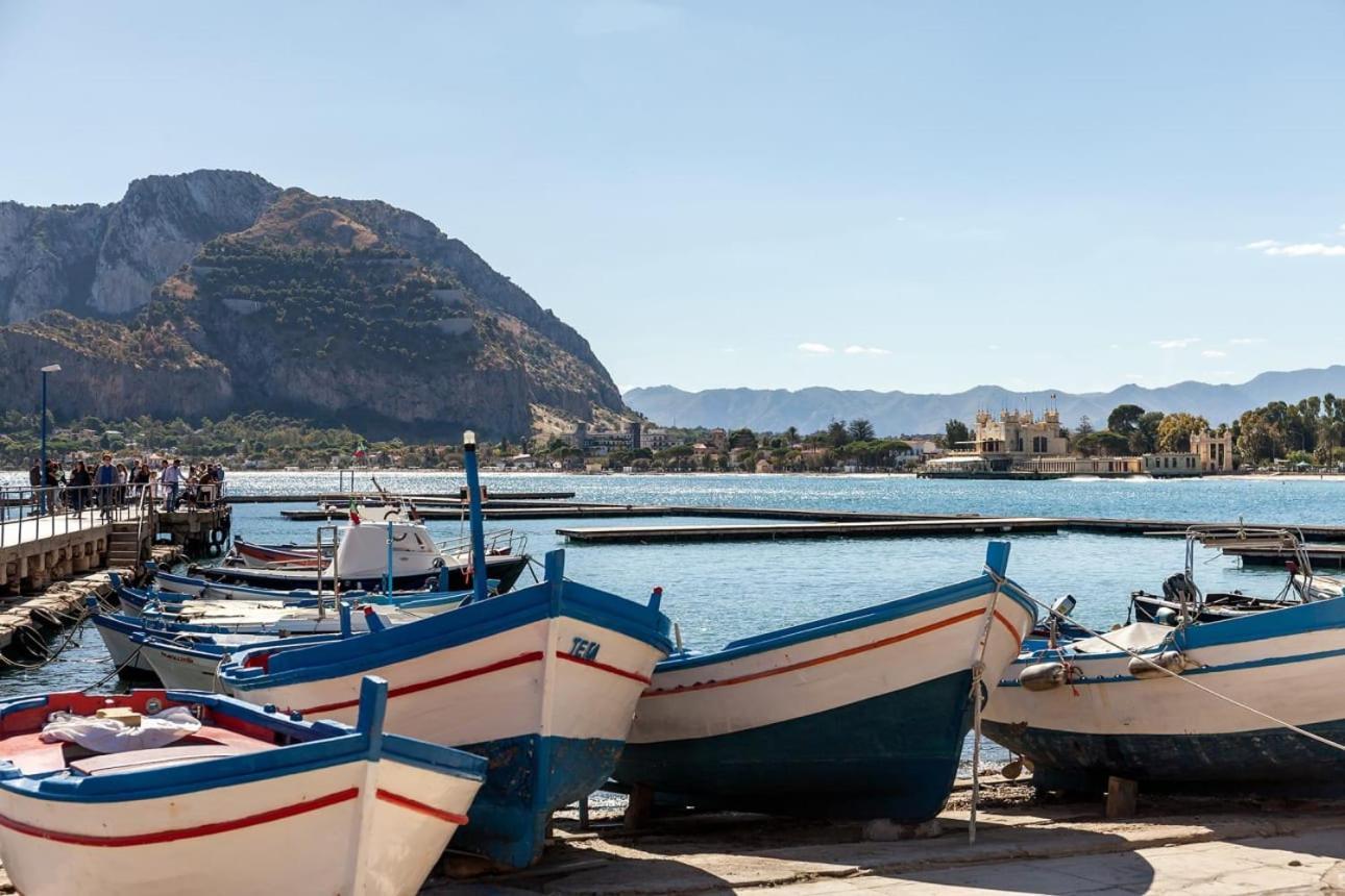 Donna Amalia Villa In Mondello Palermo Esterno foto